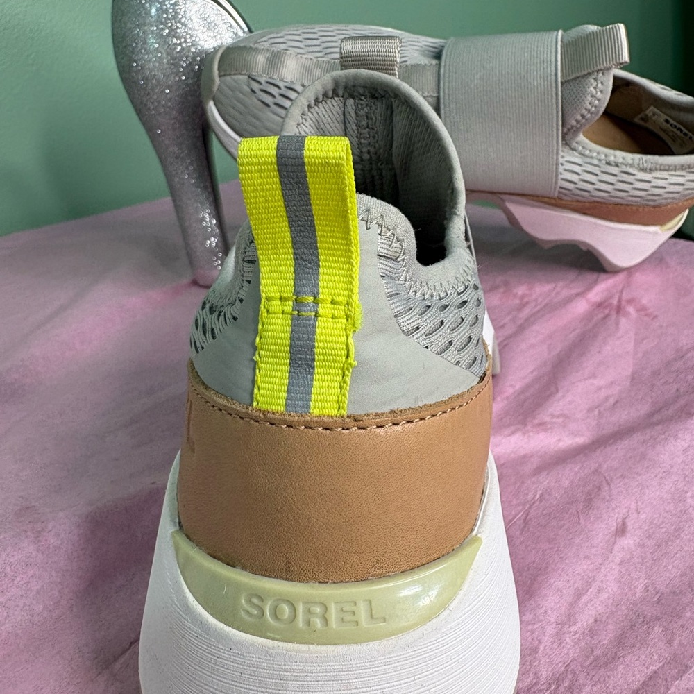 Sorel Gray Women's Sneakers - Picture 4 of 9